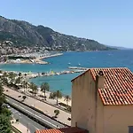 Capodanna, Au Coeur De La Vieille Ville, Maison De Village Avec Magnifique Vue Sur La Menton