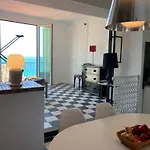 Nyaraló Capodanna, Au Coeur De La Vieille Ville, Maison De Village Avec Magnifique Vue Sur La *
