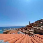 Capodanna, Au Coeur De La Vieille Ville, Maison De Village Avec Magnifique Vue Sur La