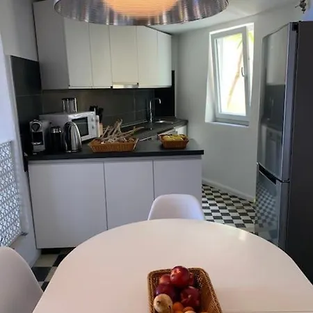 Holiday home Capodanna, Au Coeur De La Vieille Ville, Rooftop Avec Magnifique Vue Sur La Menton