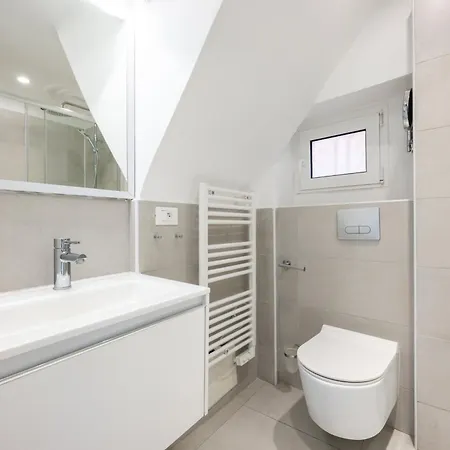 Casa vacanze Capodanna, Au Coeur De La Vieille Ville, Maison De Village Avec Magnifique Vue Sur La *